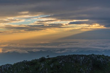 Dağ Chiang Dao Chiang Mai 