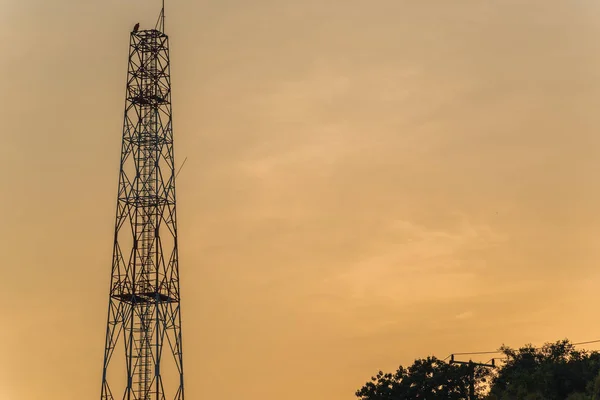 Telecommunication tower antenna. — Stock Photo, Image