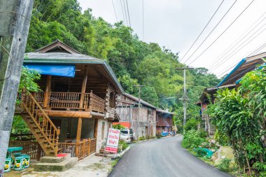 Chiang Mai Tayland - 16 Temmuz: Ban Mae kampong Köyü güze