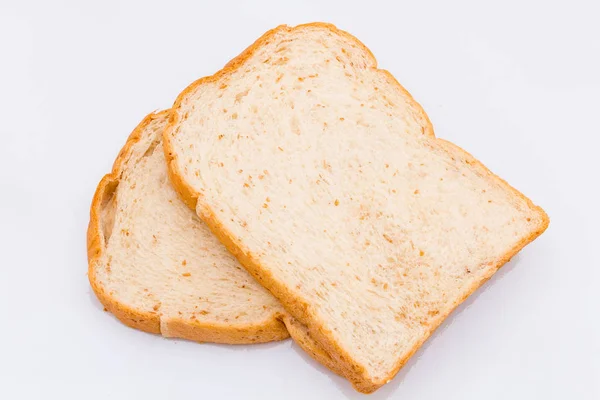 Слайд цельной пшеницы на белом фоне — стоковое фото