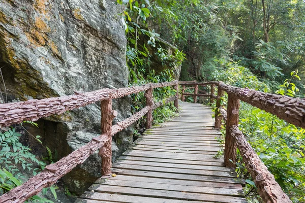 Op luang Milli Parkı Chiangmai Tayland
