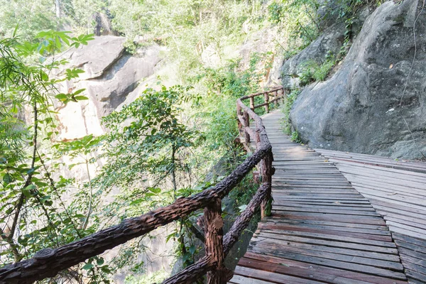 Op luang Milli Parkı Chiangmai Tayland