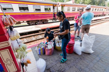 Prachuap Khiri Khan, Tayland - 24 Aralık 2016: Huahin tren istasyonu üzerinde 24 Aralık 2016 yılında Prachuap Khiri Khan, Thailand