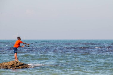 Prachuap Khiri Khan, Tayland - Aralık 25: insanlar Hua Hin plaj üzerinde 25 Aralık 2016 yılında Prachuap Khiri Khan, Tayland tadını çıkarın