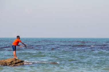 Prachuap Khiri Khan, Tayland - Aralık 25: insanlar Hua Hin plaj üzerinde 25 Aralık 2016 yılında Prachuap Khiri Khan, Tayland tadını çıkarın