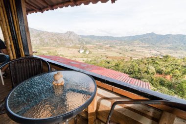 Magic Mountain ünlü kahve dükkanında Phu akciğer ka Phayao PR olduğunu