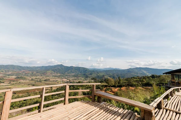 Magic Mountain es una famosa cafetería en Phu Lung ka en Phayao pr — Foto de Stock