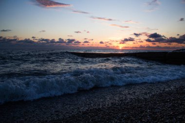 Denizde gün batımı