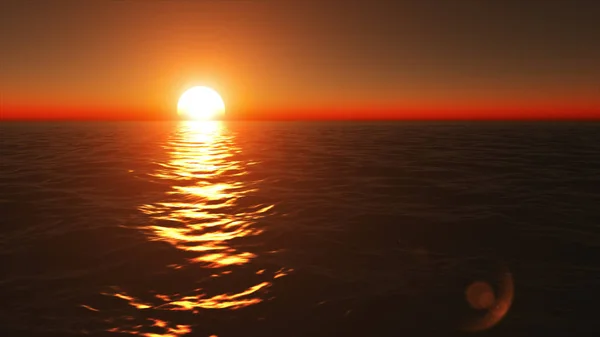 Voando acima da superfície calma do oceano na noite de verão pacífica no belo pôr-do-sol dourado e laranja . — Fotografia de Stock