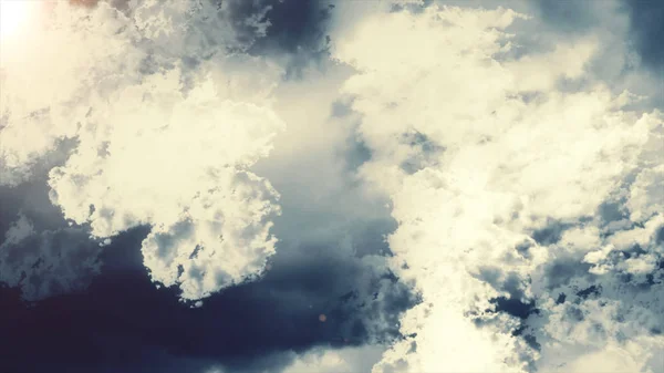 Dramatis langit dengan besar awan badai yang indah — Stok Foto