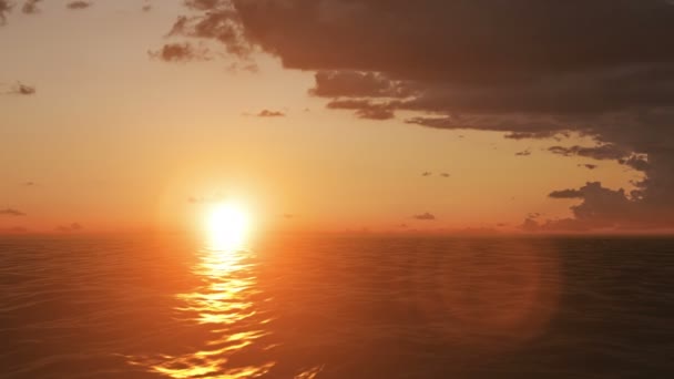 Beau coucher de soleil, couleurs étonnantes, faisceau lumineux brillant à travers le nuage 