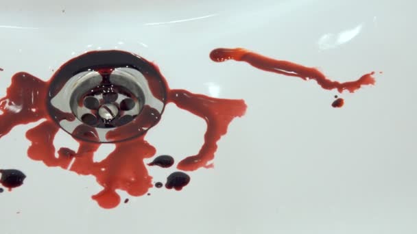 Panning Shot of Blood Pooling en el fregadero — Vídeo de stock