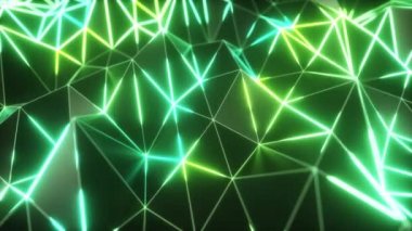 Kenarlarında parlayan soyut düşük çokgen siyah yüzey. Kusursuz döngü 4k cg teknoloji hareket arkaplanı. Bir üçgenin parçaları. Mavi menekşe renk spektrumunda ultraviyole neon tel çizgileri.