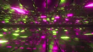 Sonsuz neon ve metal küpler içinde uçmanın soyut, kusursuz döngülü animasyonu. Modern sarı mor ışık tayfı. VJ döngüsü.