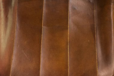 üstüne deri dışkı