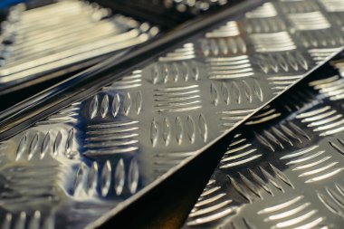 Matkap tornavida iş akışı oluşturma metal parçalar