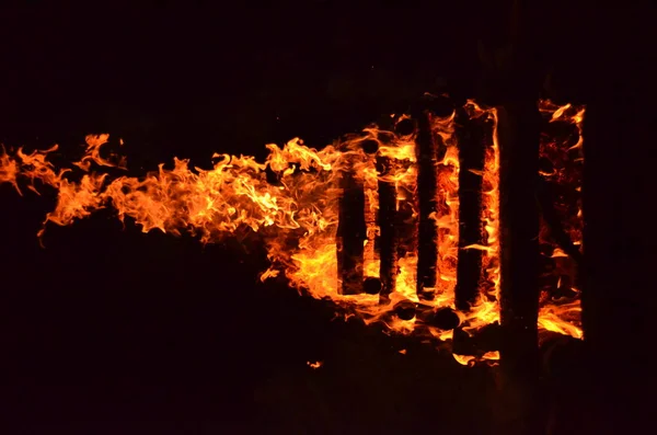 Церемониальный пагодный огонь — стоковое фото