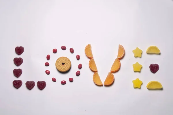 Tatlılar ve marmelat uyumak üzerinde seviyorum