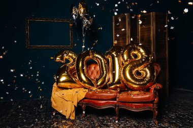 Konfeti ile Noel dekorasyon