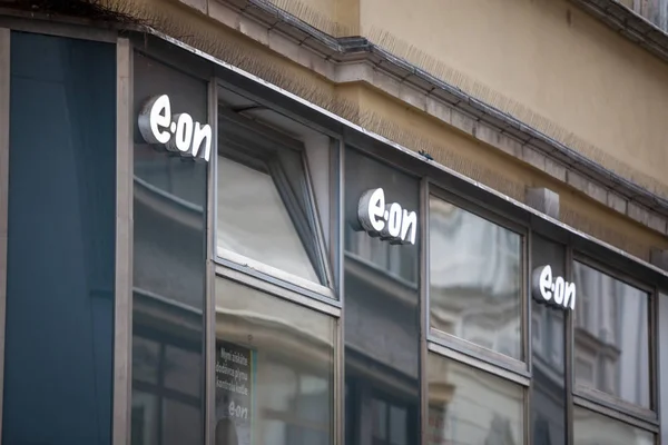 Brno Çek Cumhuriyeti Kasım 2019 Eon Logosu Brno Için Ofislerinin — Stok fotoğraf