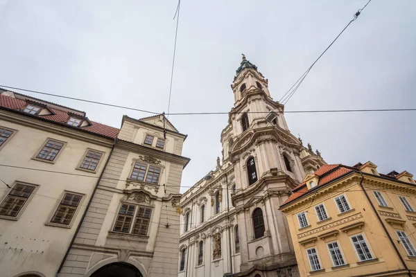 Kościół Mikołaja Zwany Także Kostelem Svateho Mikulase Pradze Czechy Kopułą — Zdjęcie stockowe