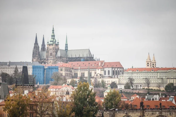 Panorama Starego Miasta Pragi Czechy Naciskiem Wzgórze Hradcany Zamek Praski — Zdjęcie stockowe