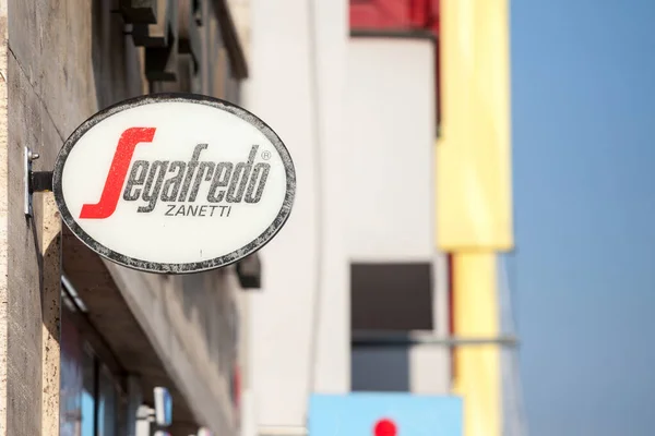 Prague Czechia Νοεμβριου 2019 Segafredo Λογότυπο Zanetti Μπροστά Από Ένα — Φωτογραφία Αρχείου