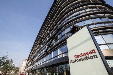 PRAG, CZECHIA - 31 Ekim 2019: Rockwell Automation logosu Prag, Rockwell Automation, ABD 'li otomotiv şirketi.