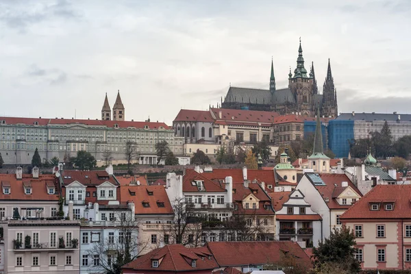 Panorama Vieille Ville Prague République Tchèque Avec Accent Sur Colline — Photo