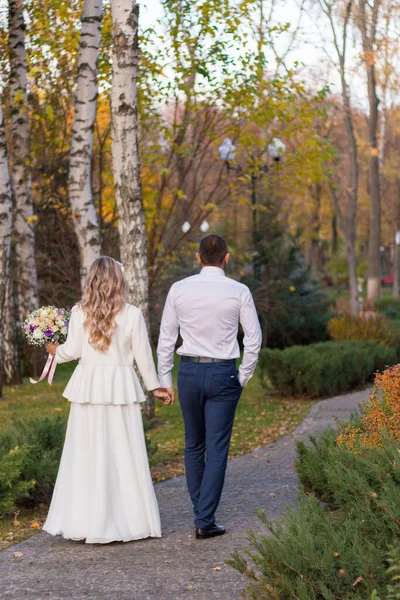 Loving Attractive Couple Walking Away Road — Stock Photo, Image