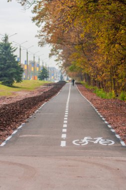 Ukrayna, Harkiv 'de bisiklet yolu boyunca