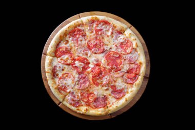 ahşap tahta üzerinde pizza