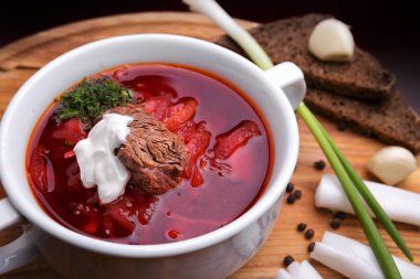 Ukrayna kırmızı borsch