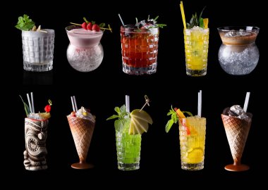 Siyah arkaplanda kokteyl