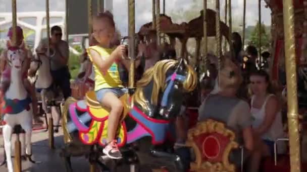 Adler, Russia - july 25, 2016: Attractions for children in an Park. Carousel — Stock Video