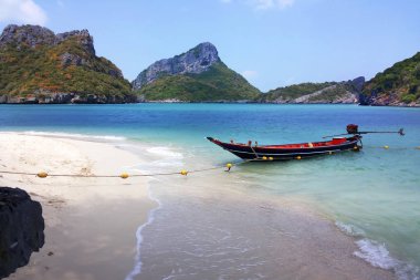 Uzun kuyruk tekne ve adalar ada Beach'de