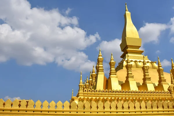 Pha That Luang o The Great Stupa è un must-see Laos — Foto Stock