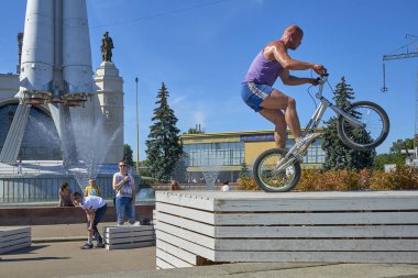 Bisiklet akrobasi Moskova Fuar