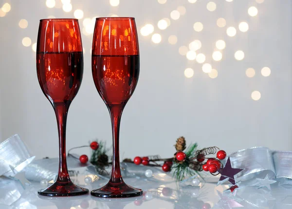 Red flutes with wine — Stock Photo, Image
