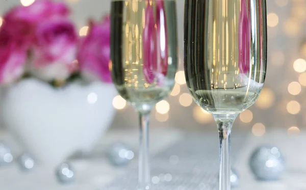 Romantic toast in restaurant — Stock Photo, Image