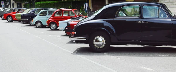 Exposição de carros retro — Fotografia de Stock