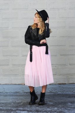 oldukça trendy kız