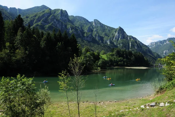 Beautiful lake in mountains — Stock Photo, Image