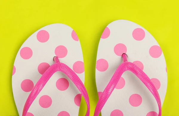 Roze teenslippers — Stockfoto