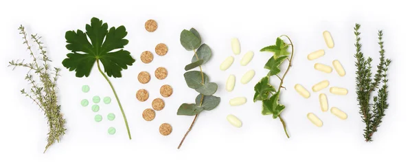 Regeling van natuurlijke pillen en planten — Stockfoto