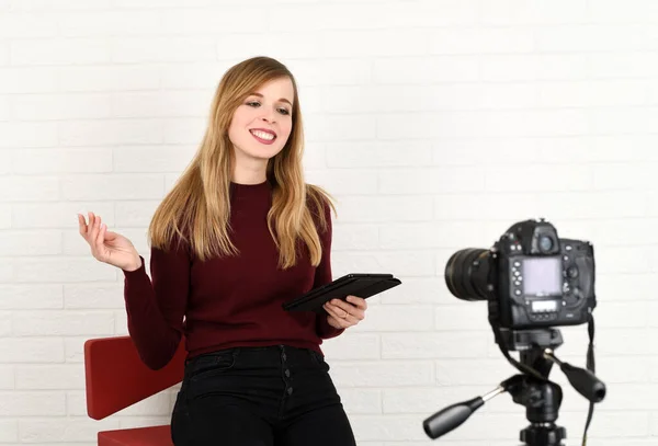 Portrait Cheerful Blogger Woman Recording Broadcast — Stok Foto