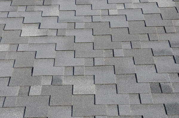 The roof shingles as a background or texture. Close up view on Asphalt Roofing Shingles Background. Roof Shingles - Roofing. — Stock Photo, Image