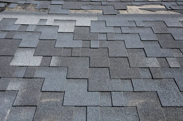 Zona bir çatı hasar görünümü kadar yakın. Çatı kaplama çatı Zona-.