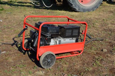 Elektrik dizel jeneratör. Dizel jeneratör acil elektrik güç için.
