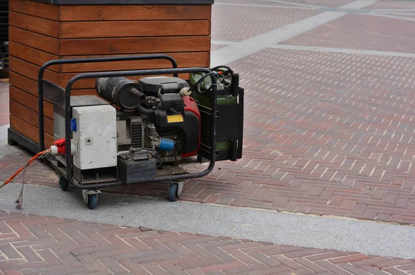 Pomocniczy Generator dieslowski do awaryjnego zasilania elektrycznego — Zdjęcie stockowe